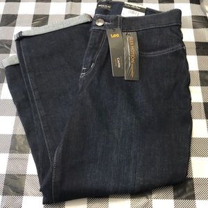 NWT lee flex motion Capri